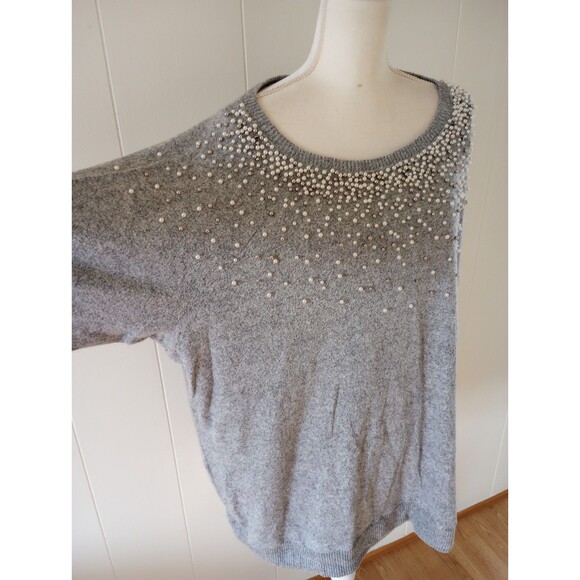 Torrid Super Soft Plush Sweater Top Gray Pearl Studded Size 4 4X Cozy Stretch - Picture 4 of 9